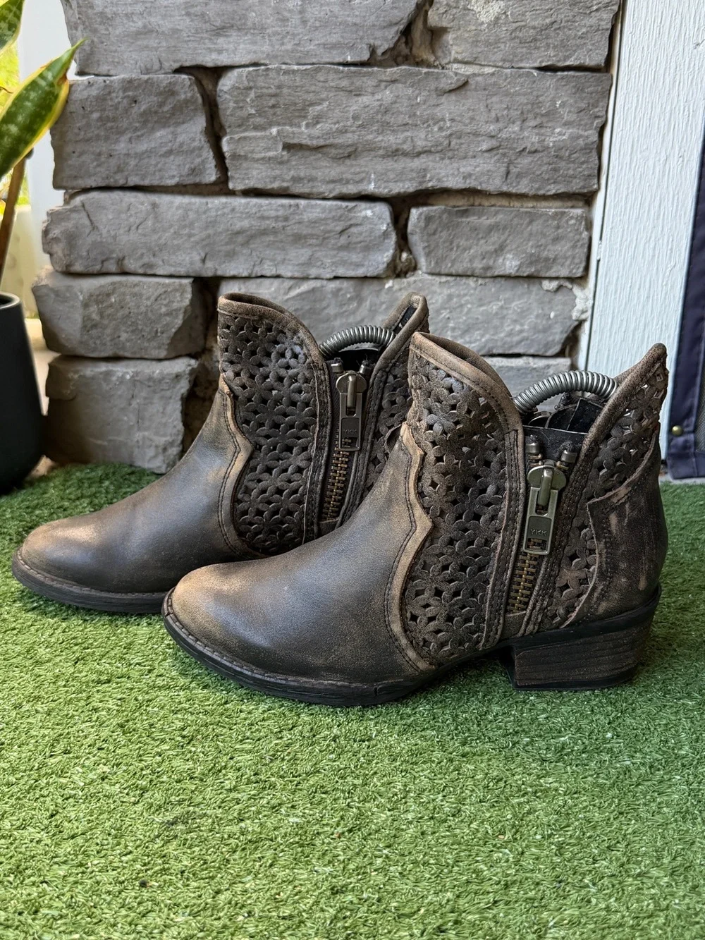 Circle G by Corral Distressed Brown Cutout Shortie Women’s Ankle Boots
